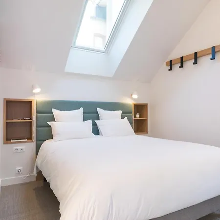 Les De Marin * لافال